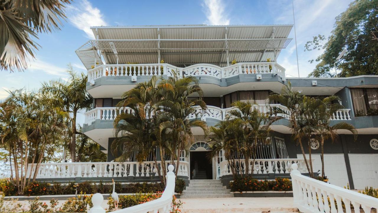 Eco Hotel Villa Martha Turbaco Bagian luar foto